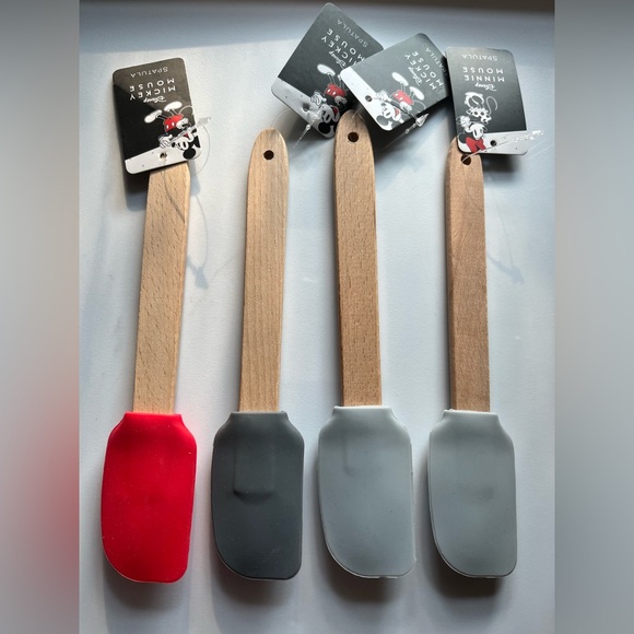 4 Disney Mickey and Minnie Mini Spatula Collection - Red, Black, Gray - Picture 4 of 4